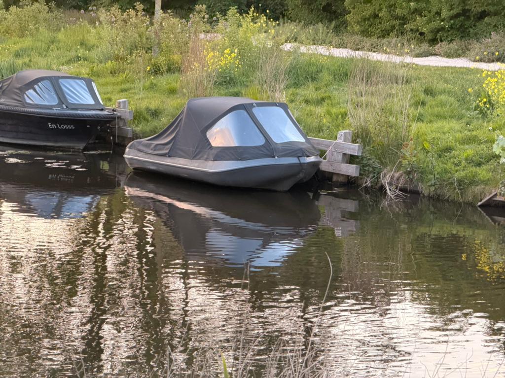 Whaly 370 console bootje, Gebruikt, Rondzit, Elektrisch, Buitenboordmotor