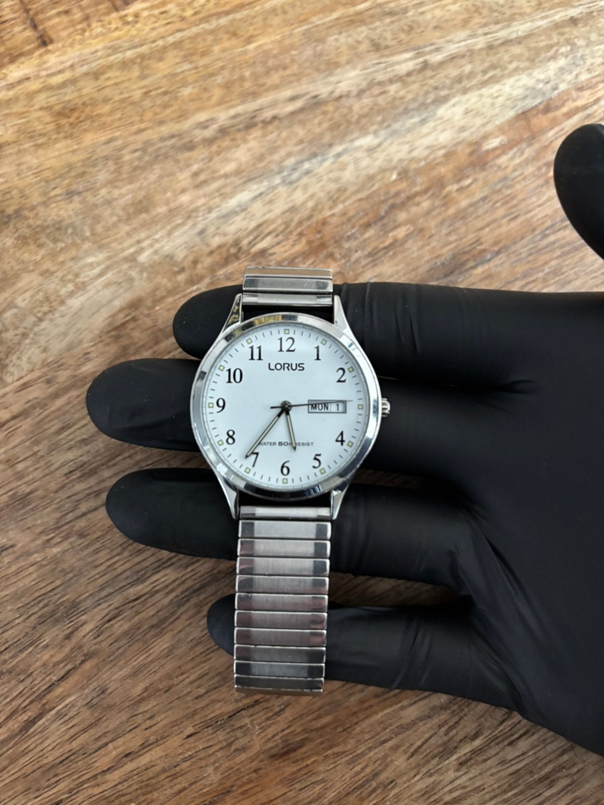 Lorus RXN01DX9 Herenhorloge - Zilverkleurig Staal, Wit, Sieraden, Tassen en Uiterlijk, Horloges | Antiek, Ophalen of Verzenden