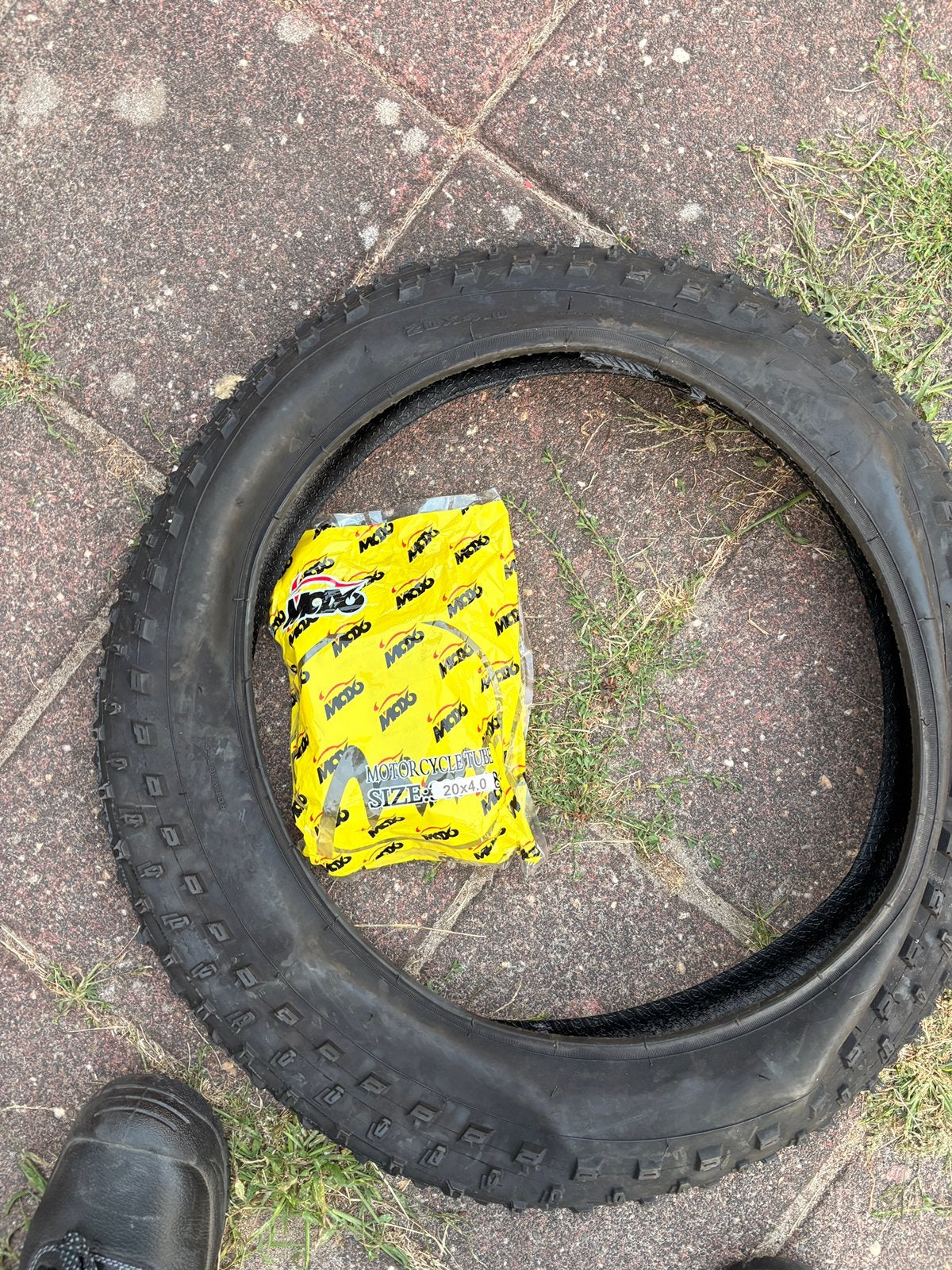 Nieuwe binnen- en buitenband 204.0, Ophalen of Verzenden, Zo goed als nieuw, Overige typen