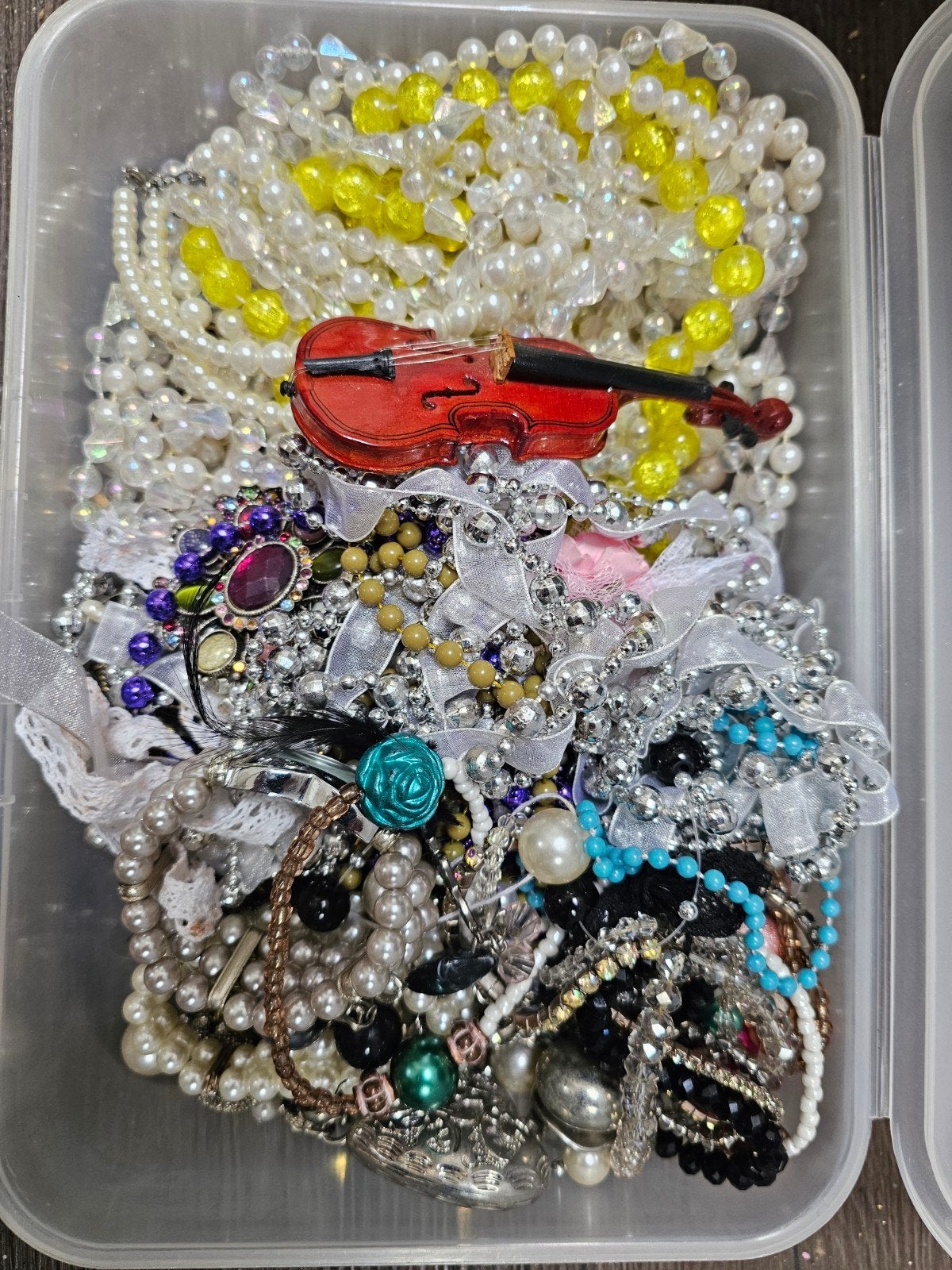 sieraden, kettingen, kralen allerlei, Ophalen, Overige materialen