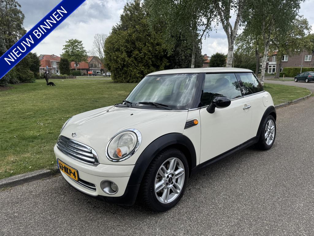 MINI Mini 1.4 One Pepper AIRCO, PANORAMADAK NET O.H BEURT GE, Auto's, Voorwielaandrijving, Gebruikt, 4 cilinders, 4 stoelen
