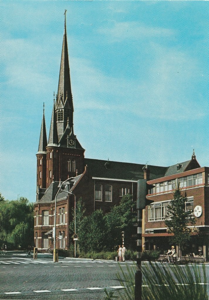 ZAANDAM Peperstraat en R.K. Kerk, Verzenden, 1980 tot heden, Ongelopen, Noord-Holland
