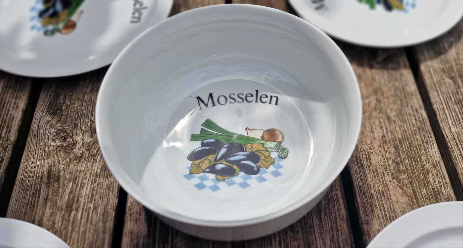 Mosselschaal met 6 bijpassende borden, Ophalen of Verzenden, Zo goed als nieuw, Bord(en), Overige stijlen