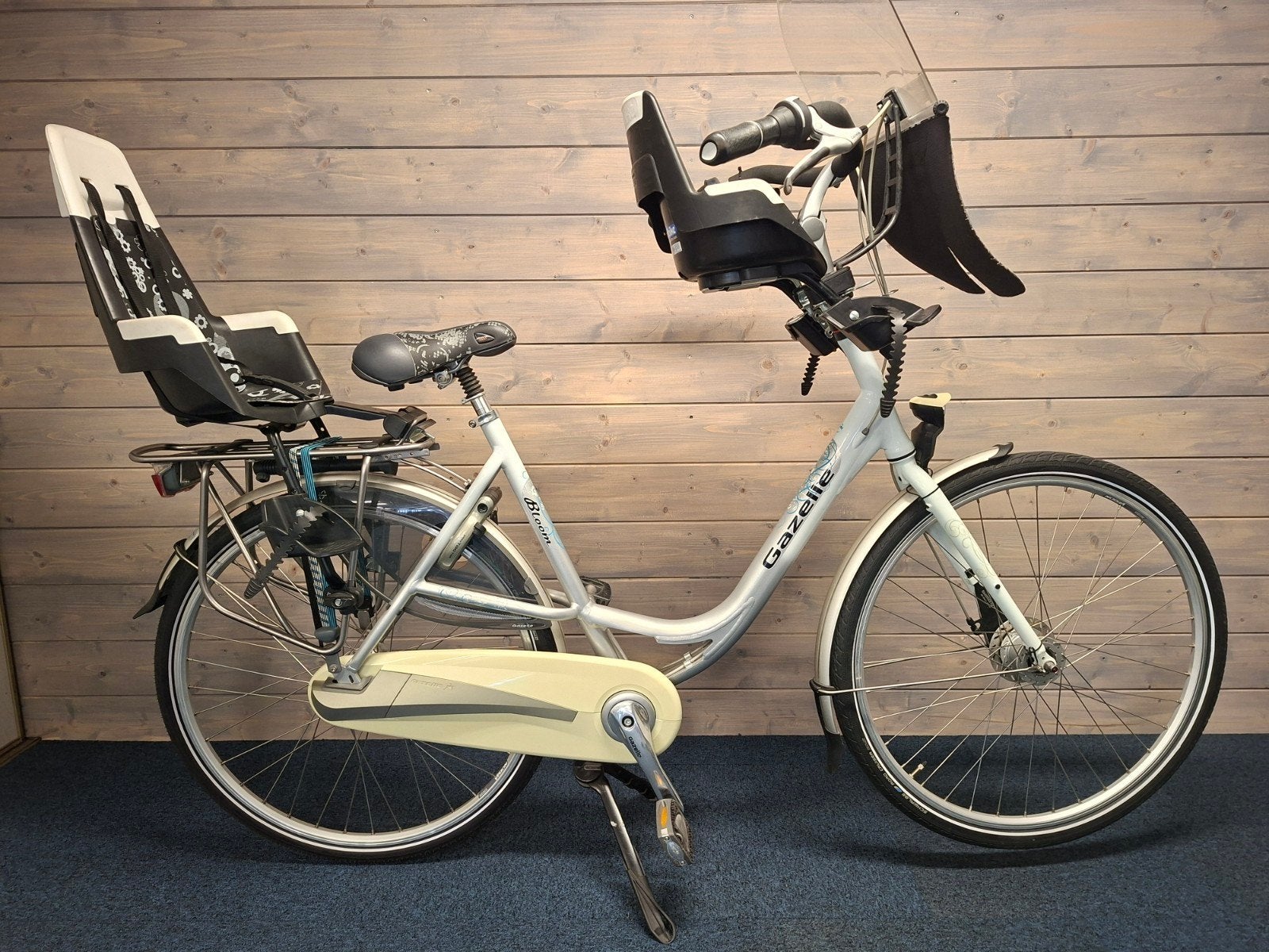 Gazelle Bloom moederfiets framemaat 57cm met zitjes, Fietsen en Brommers, Fietsen | Dames | Moederfietsen, Ophalen, 2 zitjes, 56 cm of meer