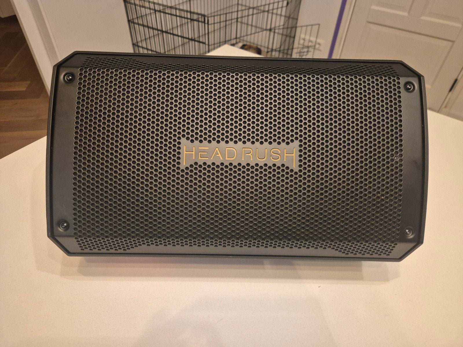 HeadRush FRFR-108 2000W Full-Range Flat-Response Speaker, Ophalen of Verzenden, Zo goed als nieuw, 100 watt of meer
