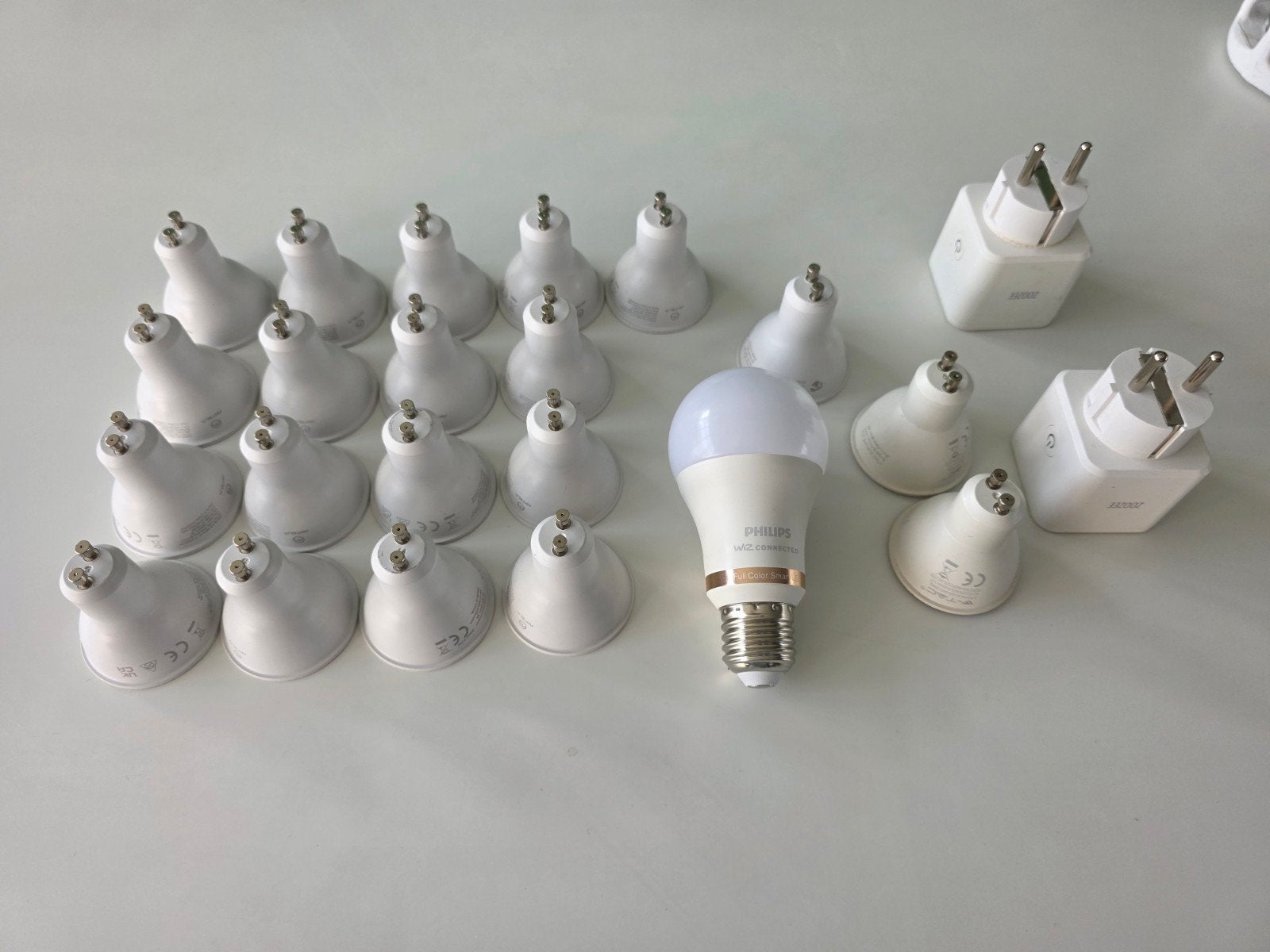 Grote partij diverse LED lampen en smart plugs, Ophalen of Verzenden, Zo goed als nieuw