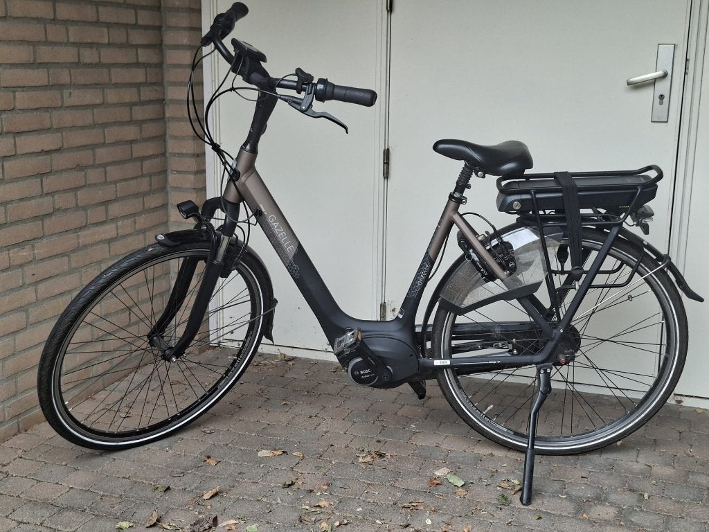 Gazelle Orange C7, nieuwe accu 2025, Incl. fietstas & slot, Ophalen, Zo goed als nieuw, 51 tot 55 cm, 50 km per accu of meer