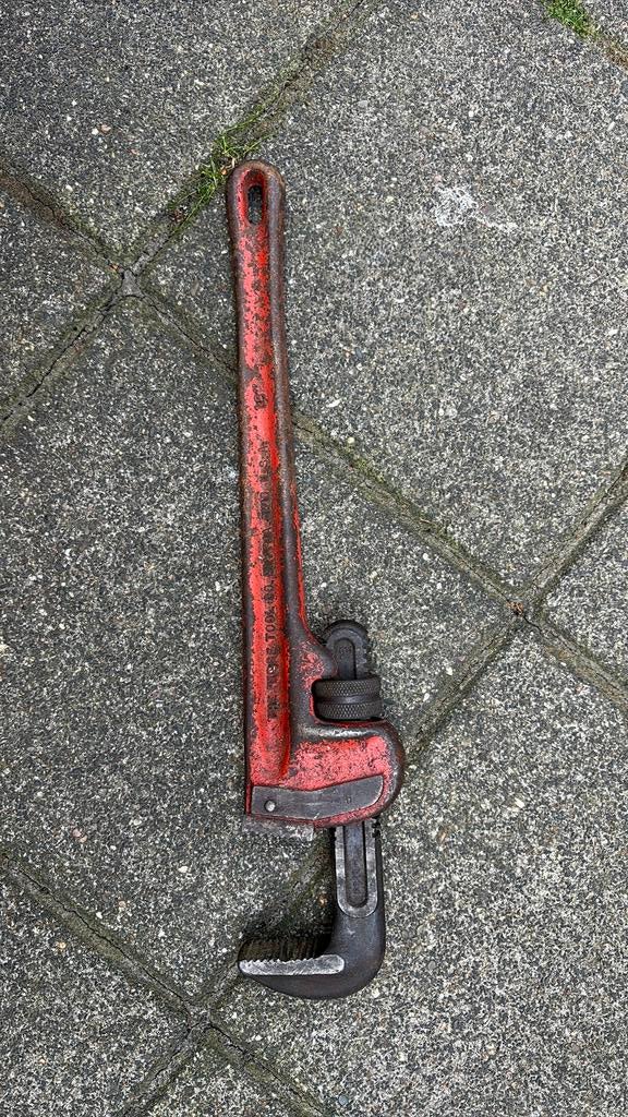 Degelijke ridgid pijptang 18”, Ophalen, Zo goed als nieuw