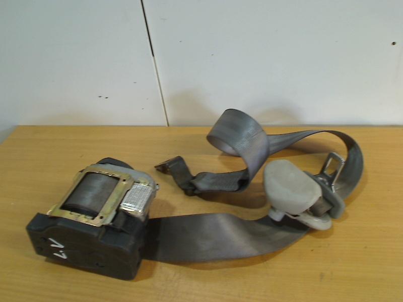 Veiligheidsgordel Links Voor Volkswagen Polo III (6N2) 2001, Gebruikt, Volkswagen, Volkswagen AG, Kundenbetreuung@volkswagen.de