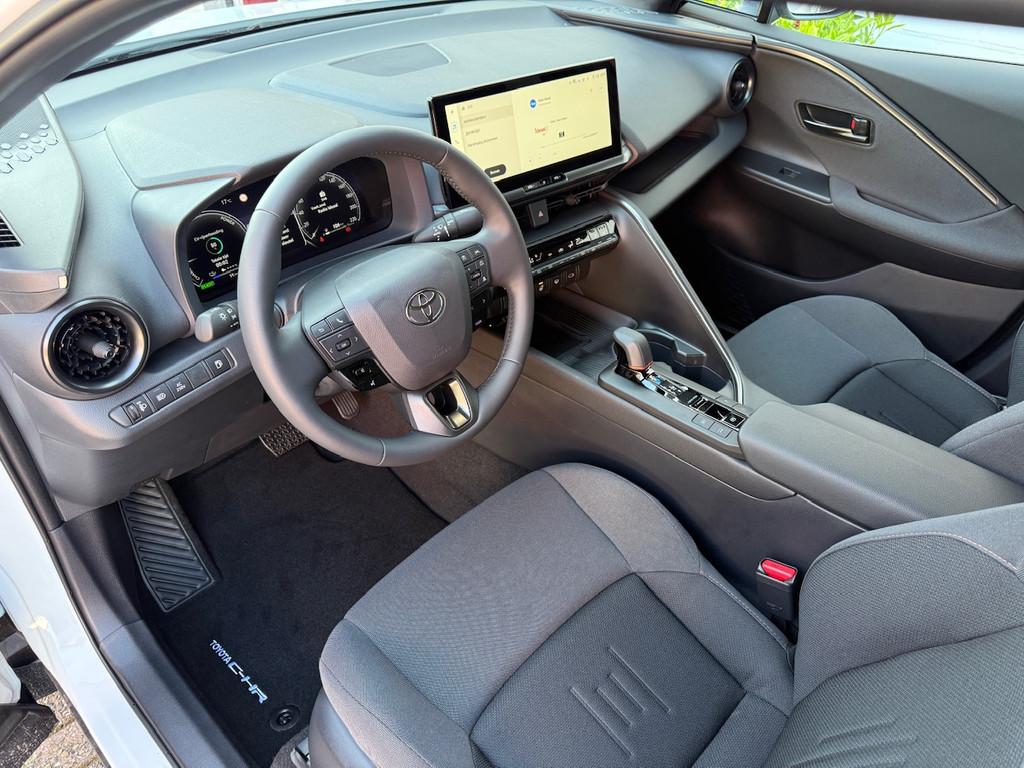 Toyota C-Hr 2.0 High Power PHEV 223pk CVT Dynamic/ Parelmoer, Automaat, Stof, Zwart, 4 cilinders