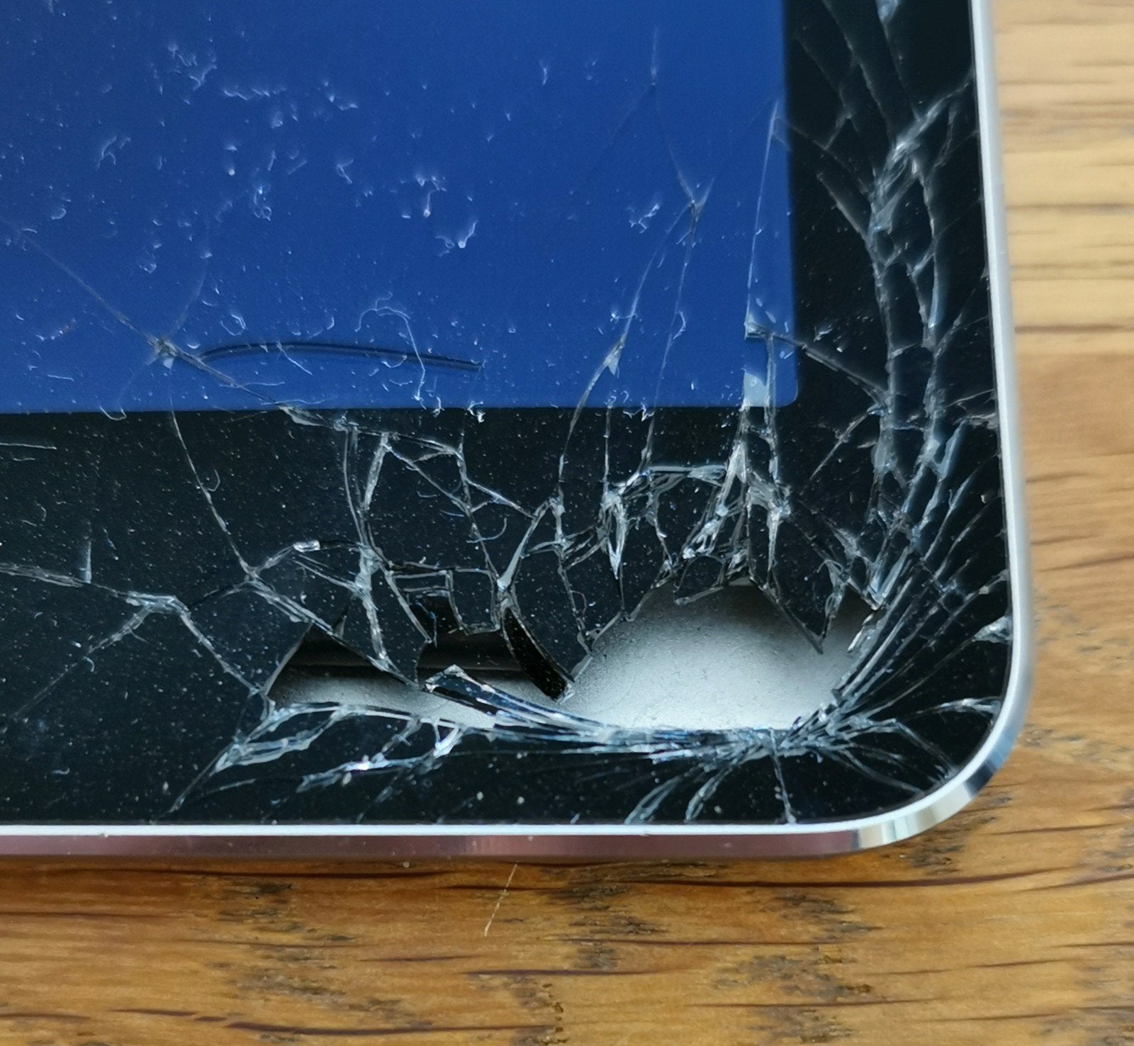 Foto 3 van iPad Air 2 | A1566 | 32 GB | scherm gebarsten