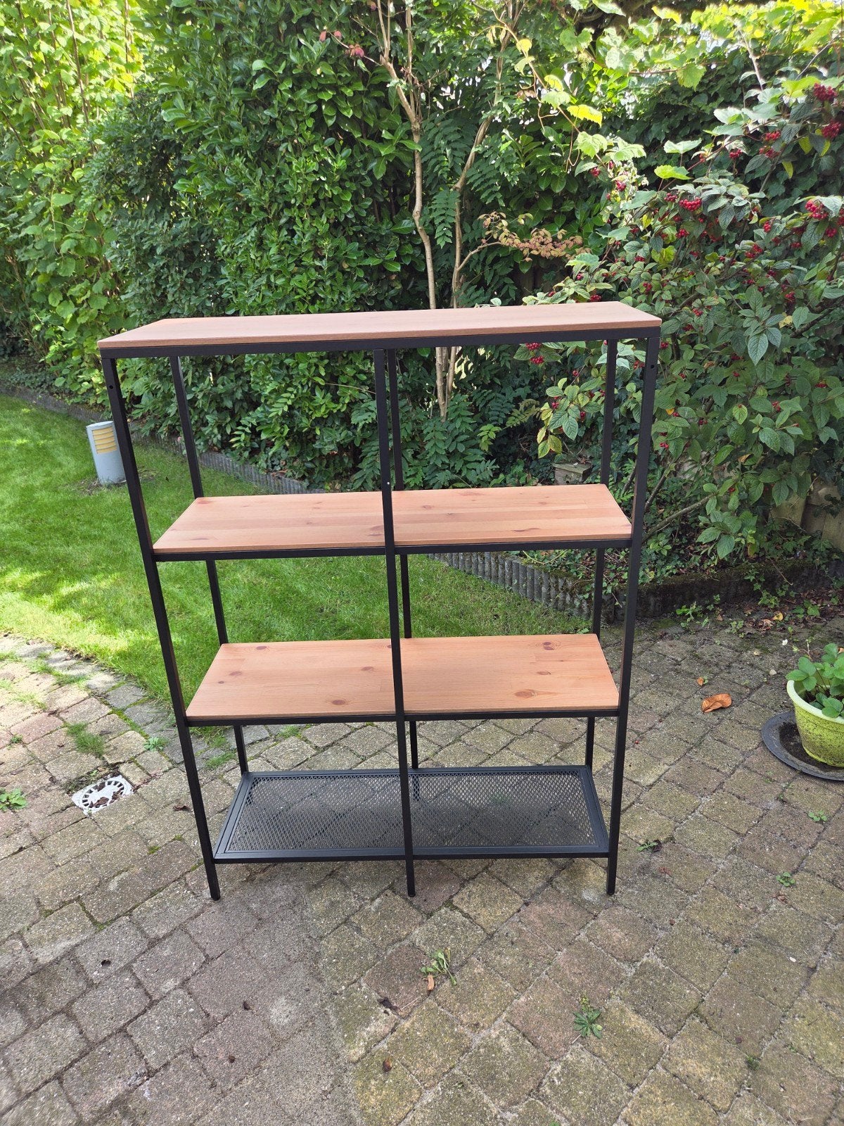 IKEA FJÄLLBO kast/stellingkast 136x100 cm, Met plank(en), Gebruikt, 100 tot 150 cm, 100 tot 150 cm