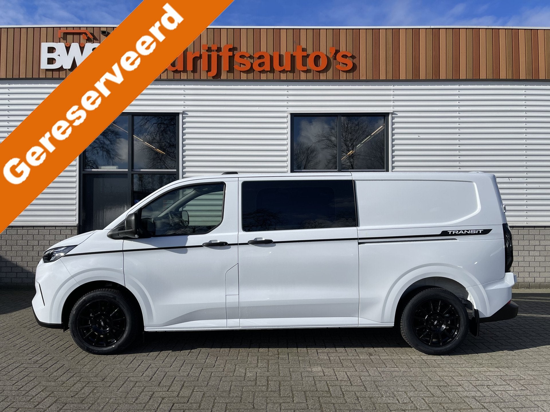 Ford Transit Custom 320 2.0 TDCI 130pk L2H1 Sport originele, Auto's, Voorwielaandrijving, 1995 cc, 4 cilinders, 2500 kg