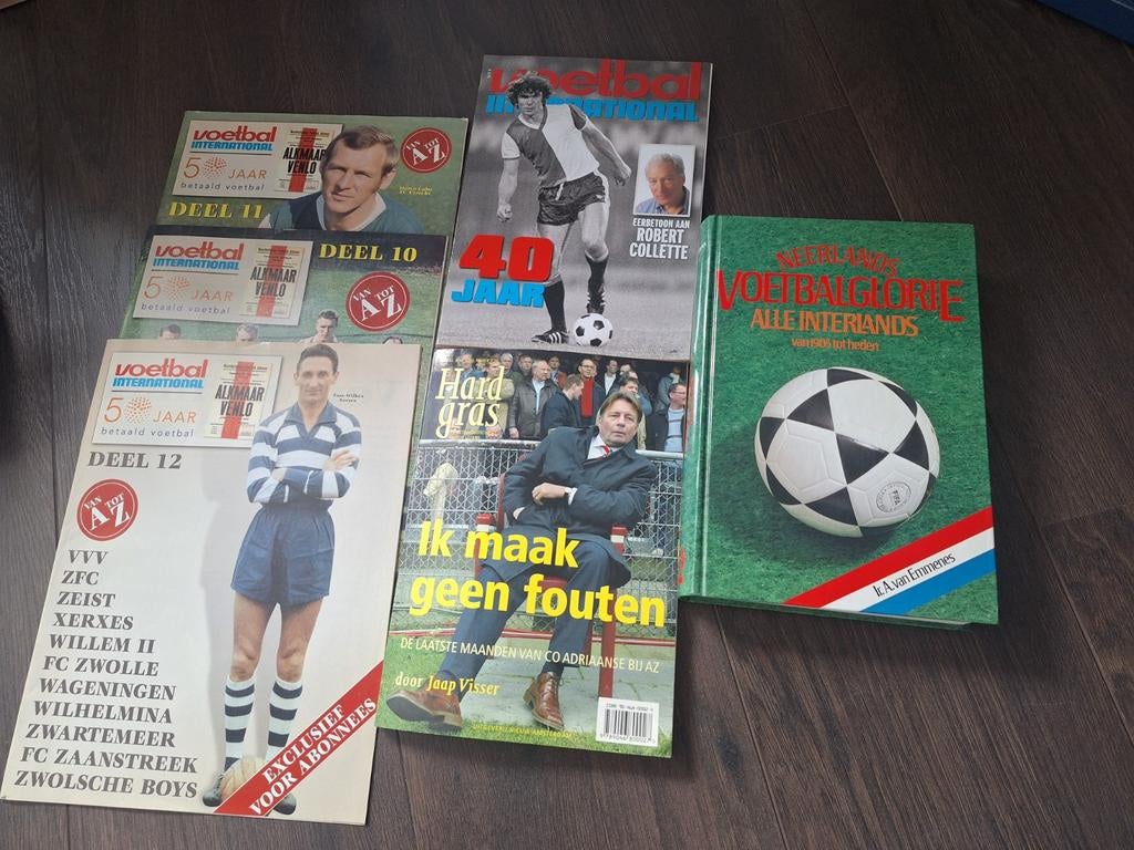 Voetbal boeken/tijdschriften, Ophalen of Verzenden, Dartbord