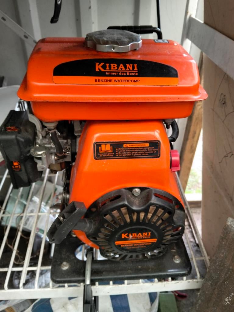 Benzine water pomp, Tuin en Terras, Waterpompen, Ophalen