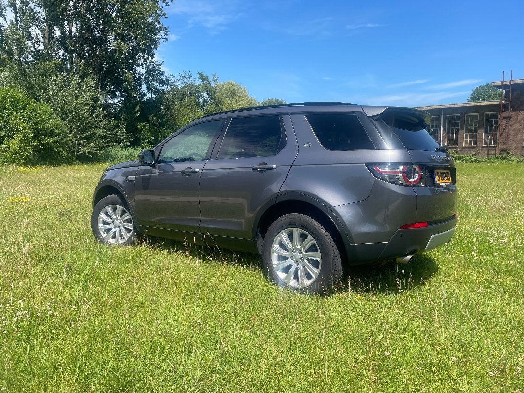 Land Rover Discovery Sport 2.0 HSE 2015 Benzine, Auto's, Land Rover, 1733 kg, Zwart, 4 cilinders, 2000 kg