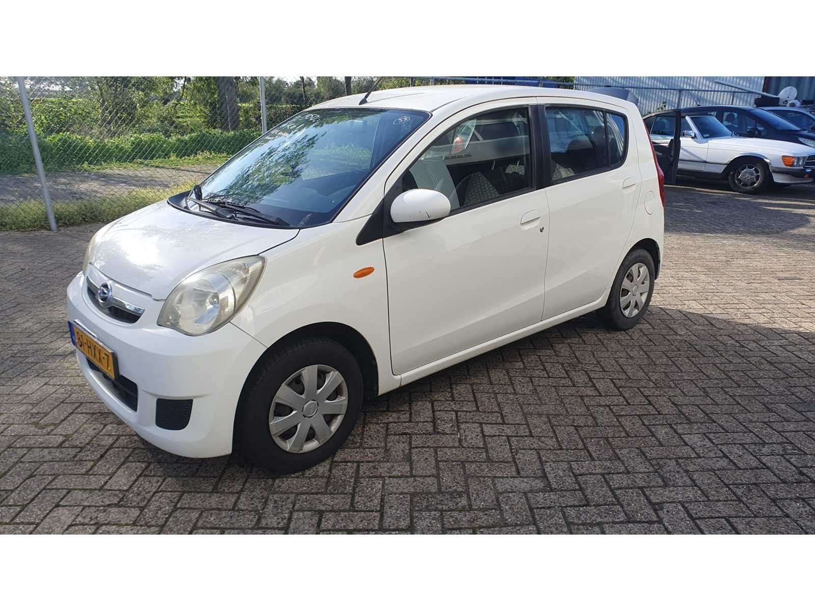 Daihatsu Cuore 1.0 Premium , 81-HXX-7, Voorwielaandrijving, 18 €/maand, 4 stoelen, Cuore