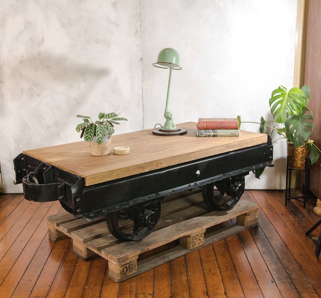 Exclusieve Industriële Salontafel Decauville Mijnkar 1920s, Antiek en Kunst, Antiek | Meubels | Tafels, Ophalen