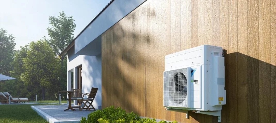 Airco in bedrijf stellen. €225, Ophalen, Nieuw, 3 snelheden of meer, Energieklasse A of zuiniger