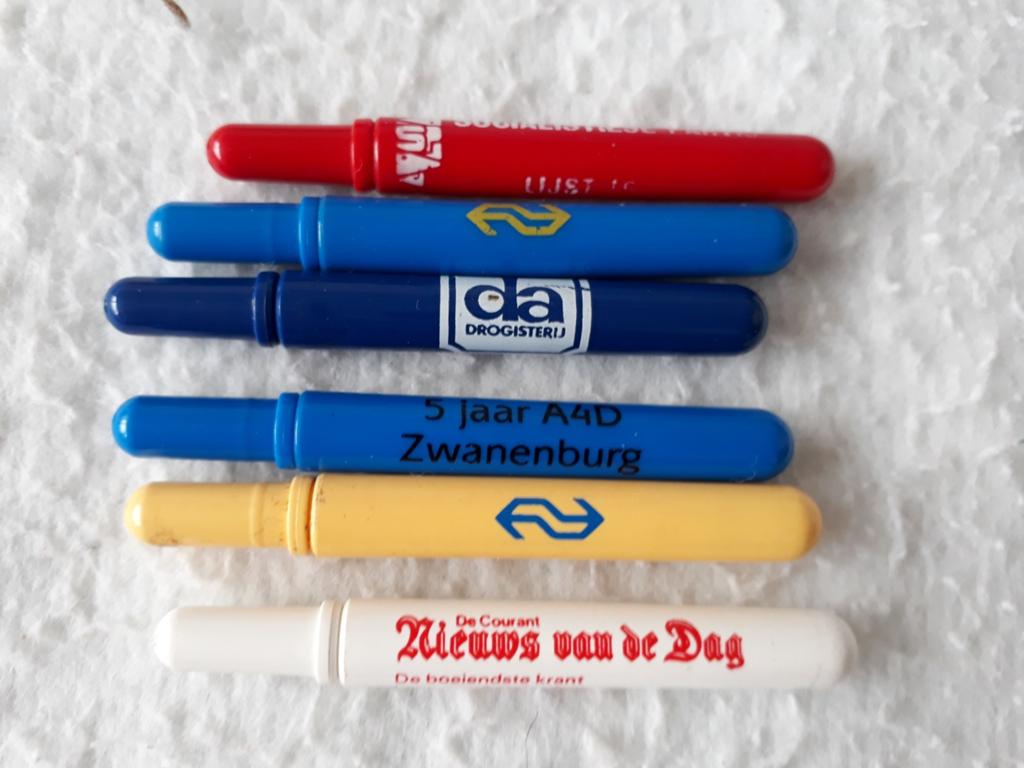 6 kleine reclame pennetjes, 6 mini pennetjes zoals NS, Ophalen of Verzenden, Balpen, Met reclame