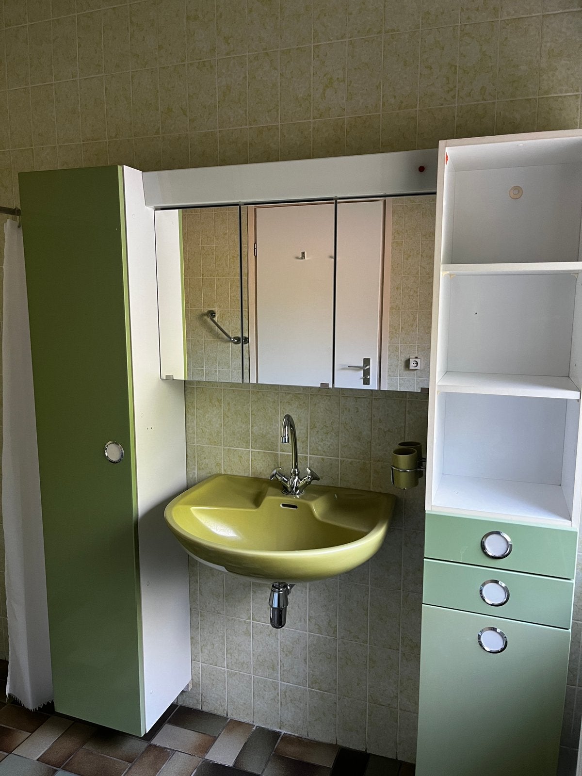 Vintage jaren 70 badmeubel, Huis en Inrichting, Badkamer | Badkamermeubels, Ophalen, Gebruikt, 150 tot 200 cm, 25 tot 50 cm