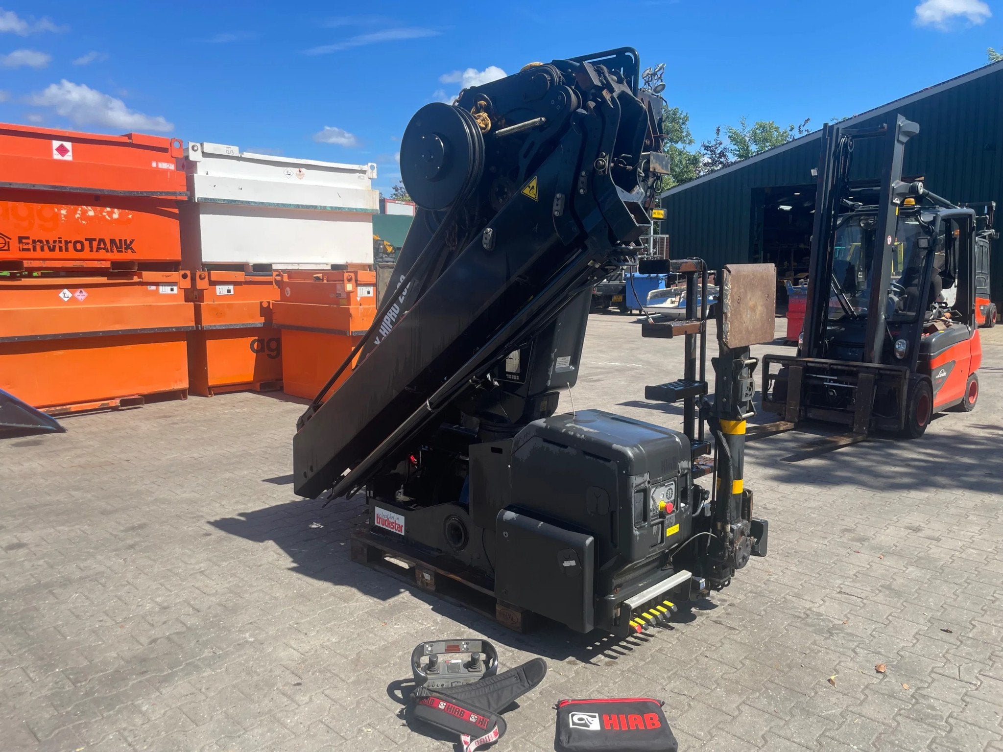 Hiab 232 232 E2 with remote (bj 2019)