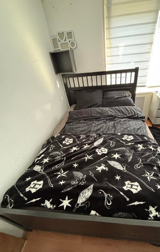 Twijfelaar 160x200 inclusief matras, Ophalen, Gebruikt, Zwart, Tweepersoons