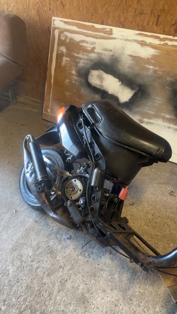 Piaggio fastrider, Fietsen en Brommers, Brommeronderdelen | Scooters, Gebruikt, Piaggio, Blok, Ophalen of Verzenden
