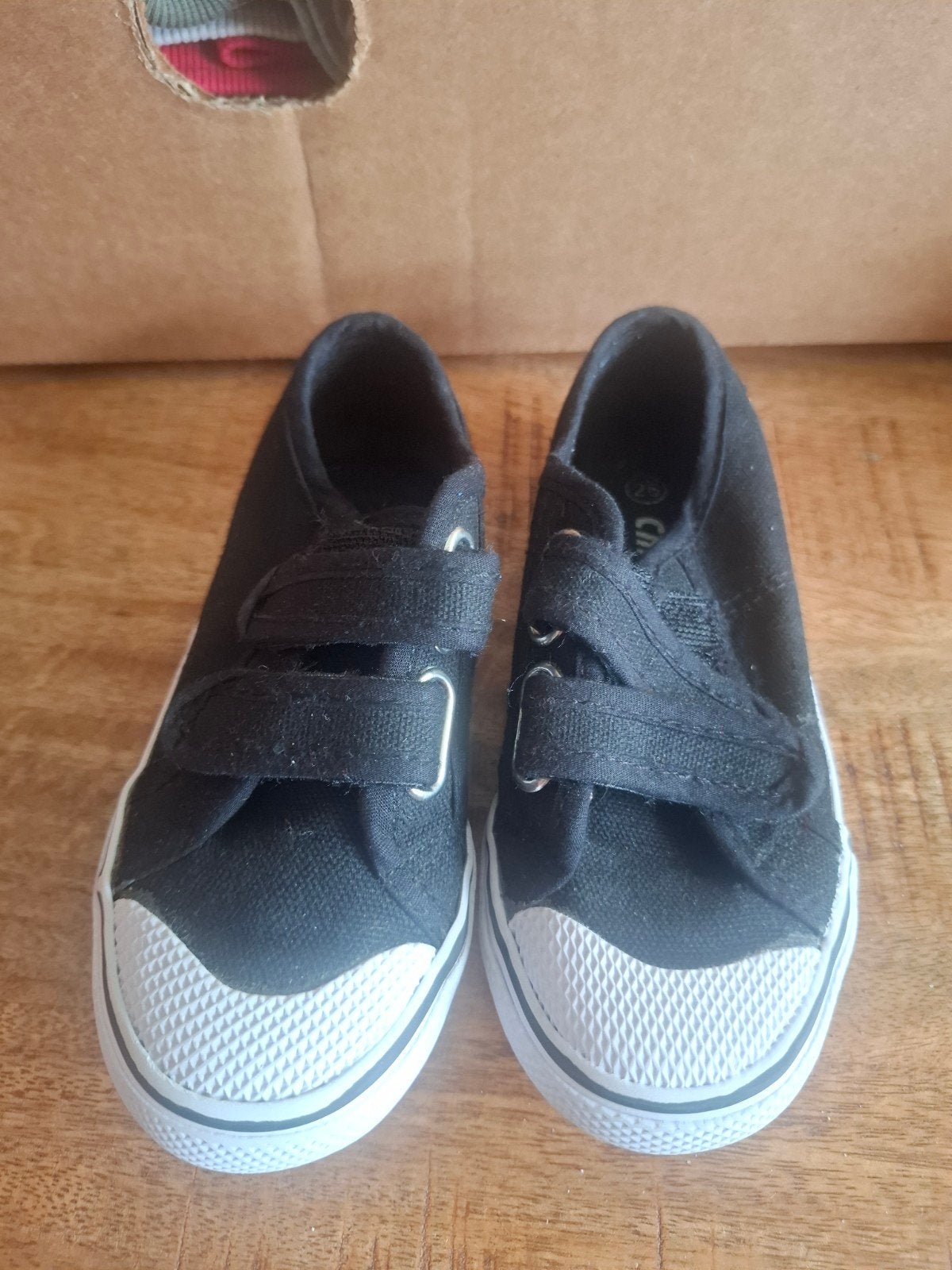 Zwarte canvas gymschoenen maat 26, Kinderen en Baby's, Kinderkleding | Schoenen en Sokken, Jongen of Meisje, Schoenen, Ophalen of Verzenden