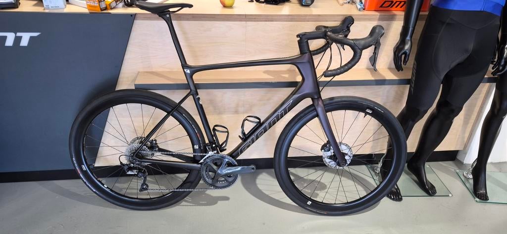 Giant Defy Pro 1 ultegra XL, 28 inch, Gebruikt, Carbon, Heren