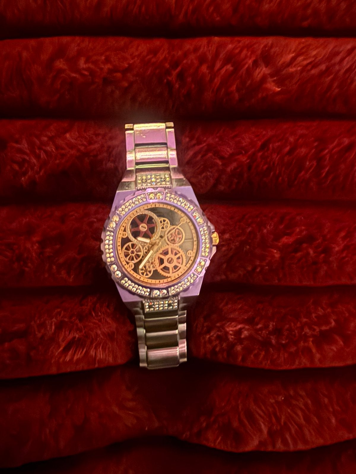 Guess paarse strass horloge met schakels twv 249, Ophalen of Verzenden, Zo goed als nieuw, Staal, Overige merken
