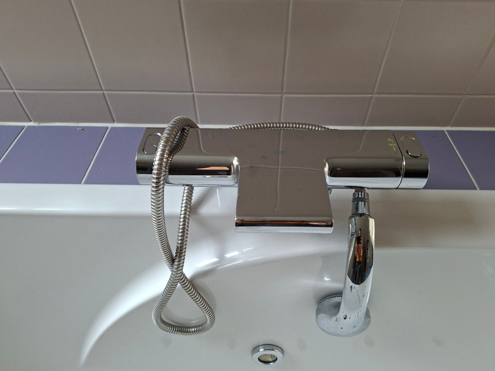 Grohe badkraan met handdouche - goede staat, Ophalen, Zo goed als nieuw, Chroom, Bad