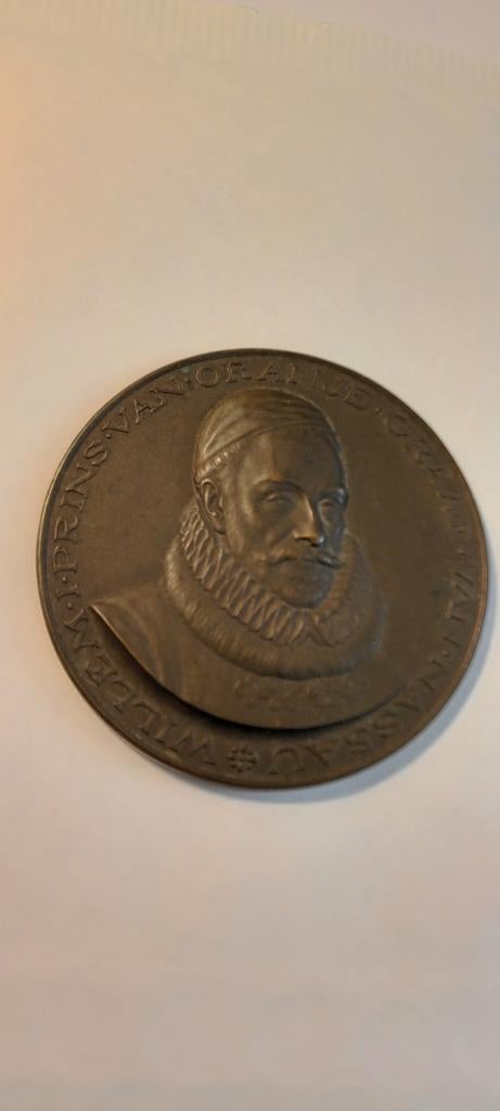 Historische Medaille Willem van Oranje 1533-1933, Ophalen of Verzenden, Brons, Nederland