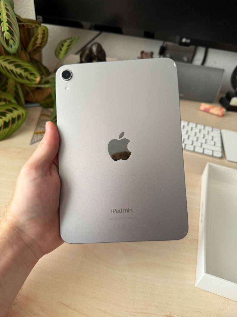 Foto 5 van IPad mini 7 - 128GB - 2024 + folio case