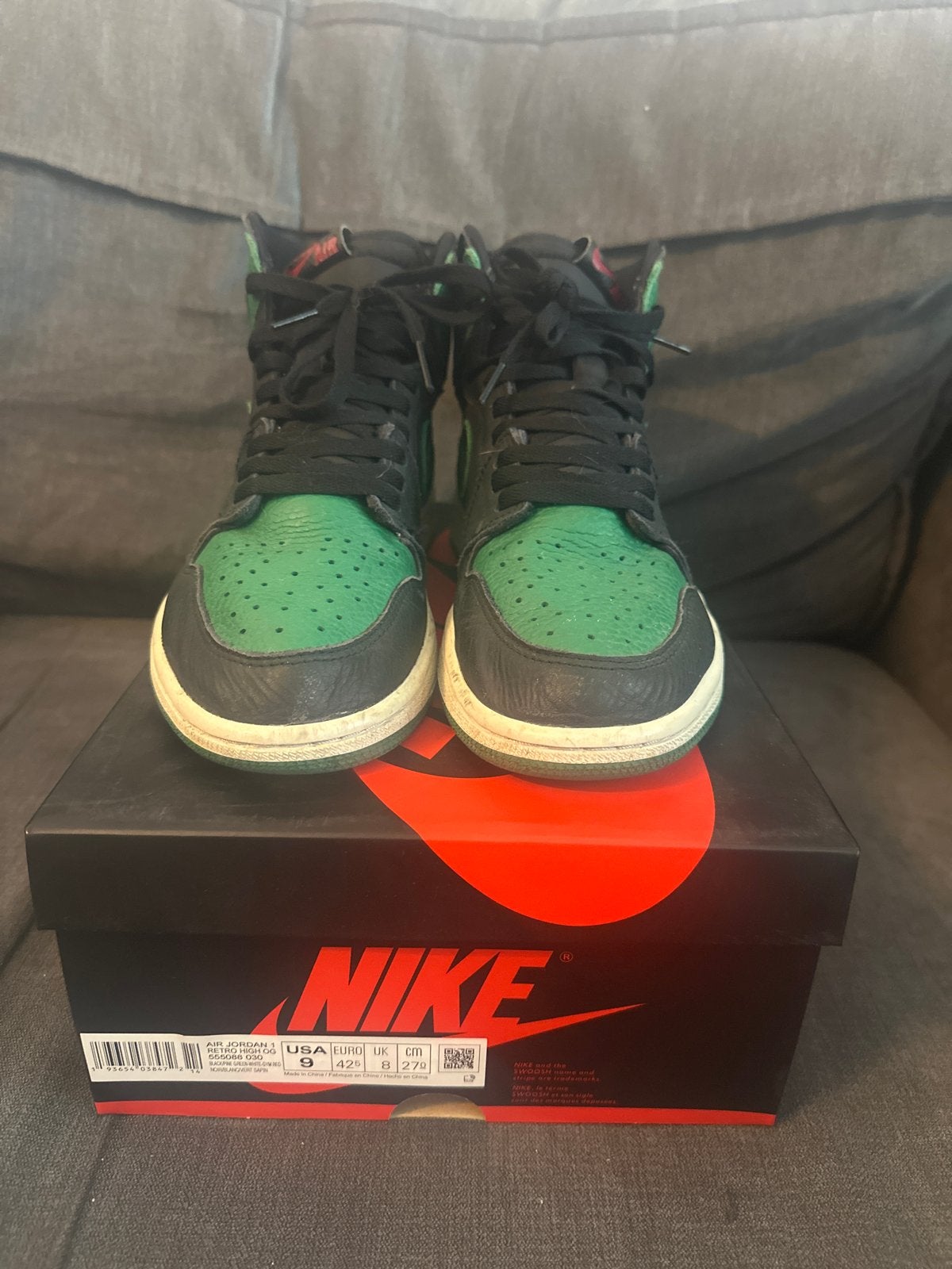 Jordan 1 High Pine Green - Maat 42,5, Kleding | Heren, Schoenen, Ophalen of Verzenden, Gedragen, Overige kleuren, Sneakers of Gympen