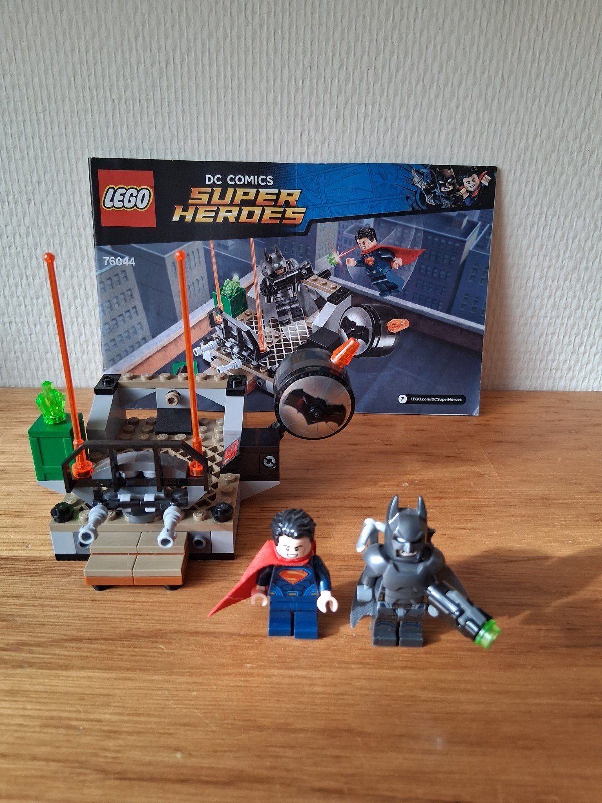 Lego Super Heroes
Batman 76044 complete set met boekje, Ophalen of Verzenden