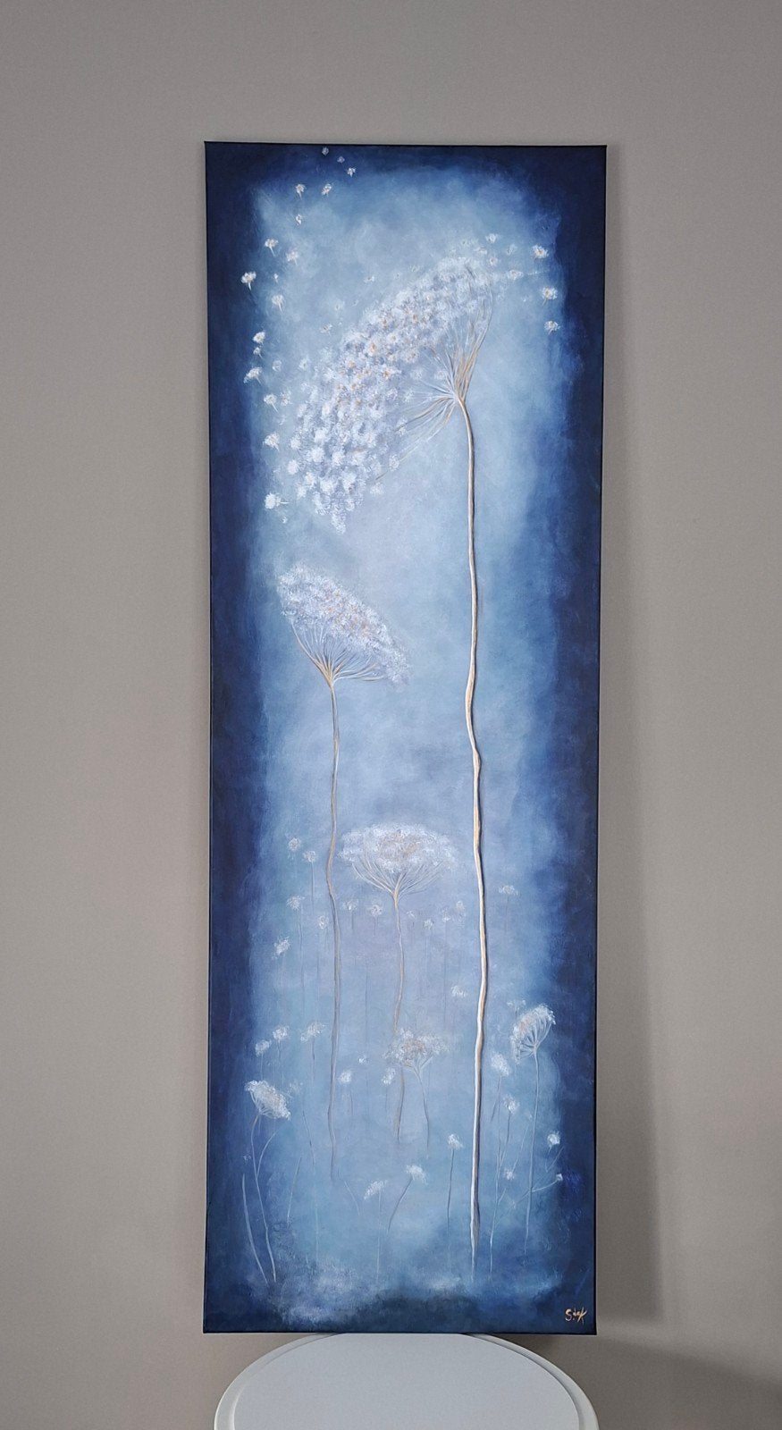 Modern schilderij met bloemen in blauwtinten, Ophalen, Acrylverf, Op houten frame, Bloemen