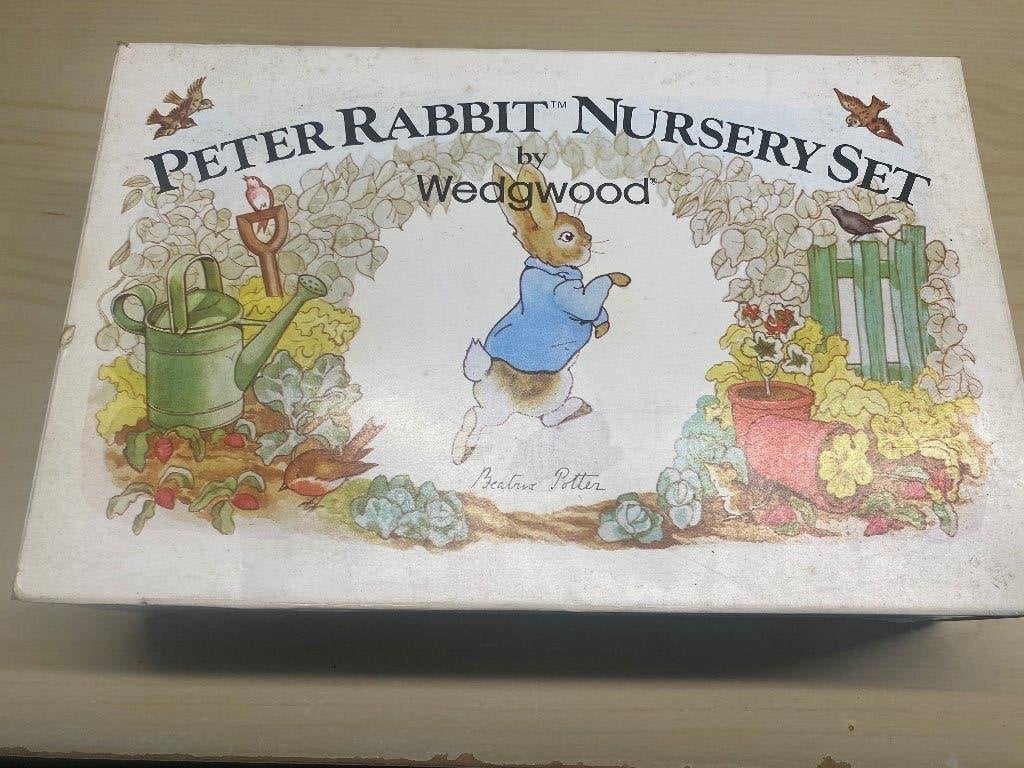Peter Rabbit nursery set wedgwood, Ophalen, Nieuw, Porselein, Compleet servies