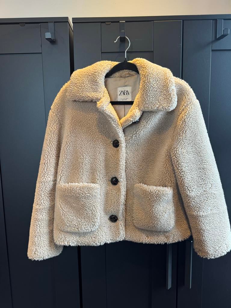 Zara teddy jasje maat XS beige, Ophalen of Verzenden, Zo goed als nieuw, Maat 34 (XS) of kleiner, Beige