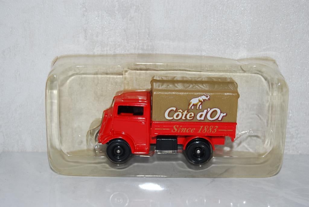 Corgi Fordson TV Truck Cote d Or, Ophalen of Verzenden, Zo goed als nieuw, Bus of Vrachtwagen, Corgi