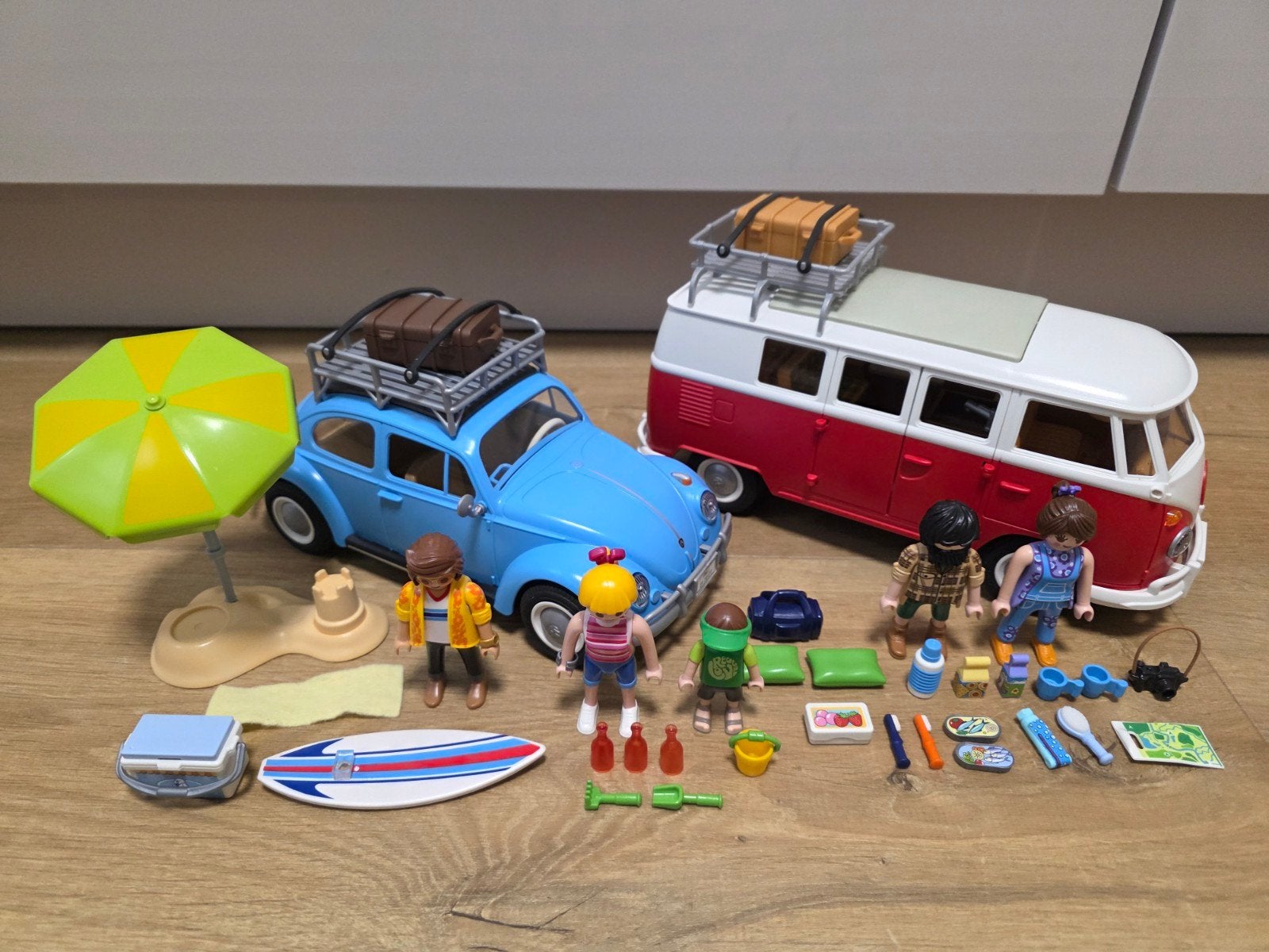 Playmobil 70177 Volkswagen Kever en 70176 Volkswagen T1 bus, Ophalen of Verzenden, Zo goed als nieuw, Complete set