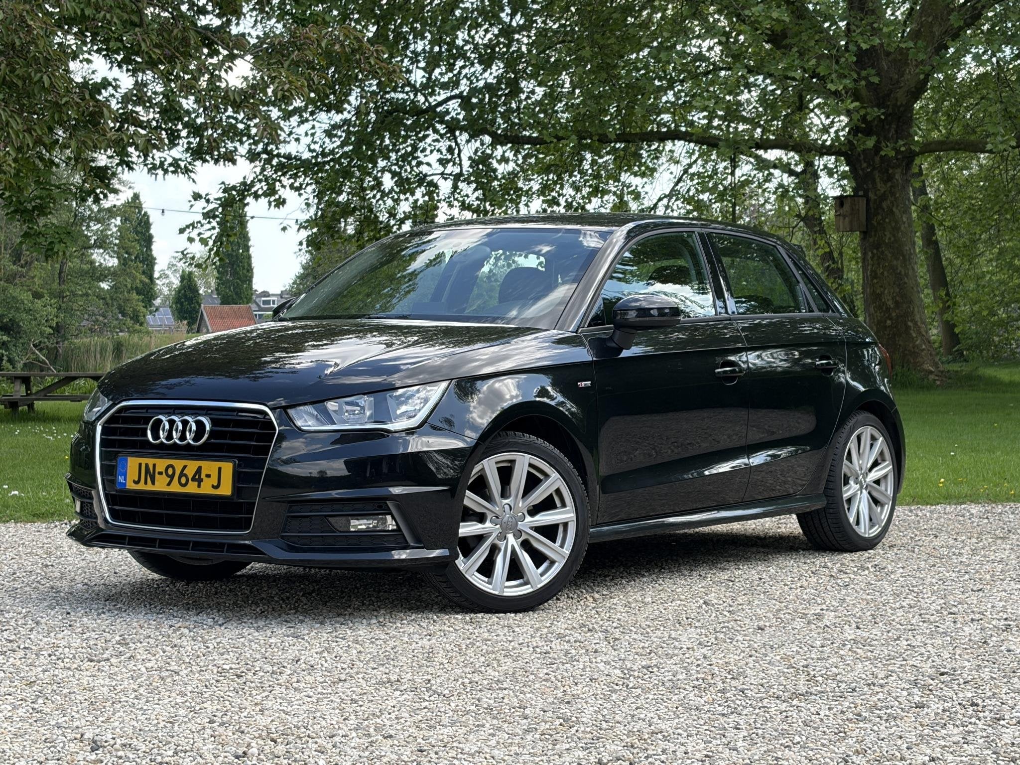 Audi A1 Sportback 1.0 TFSI S-Line, 5drs *Zuinig 1:20*NL-Auto, Voorwielaandrijving, Stof, 95 pk, Origineel Nederlands