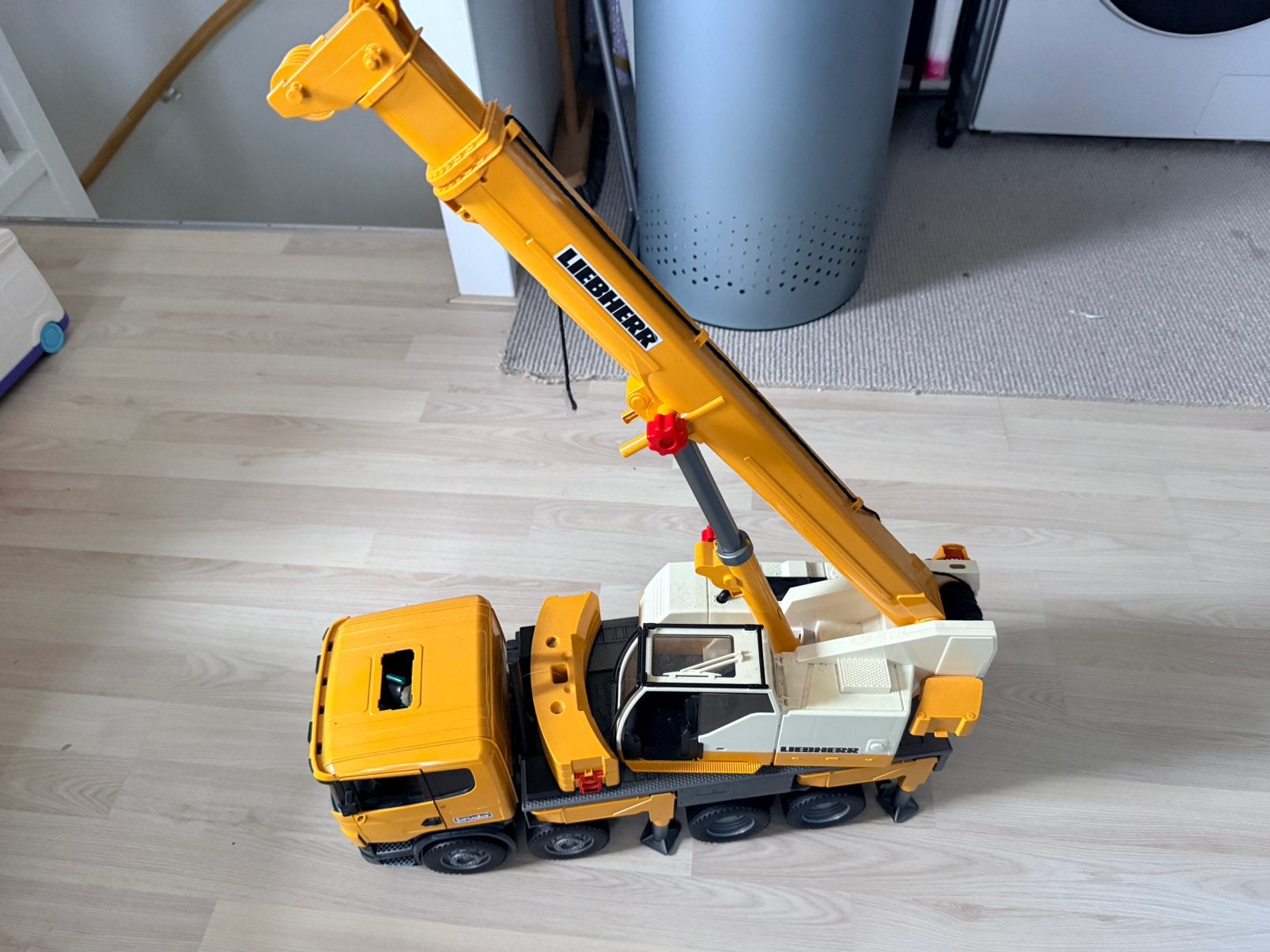 Bruder Liebherr kraan, Ophalen, Gebruikt