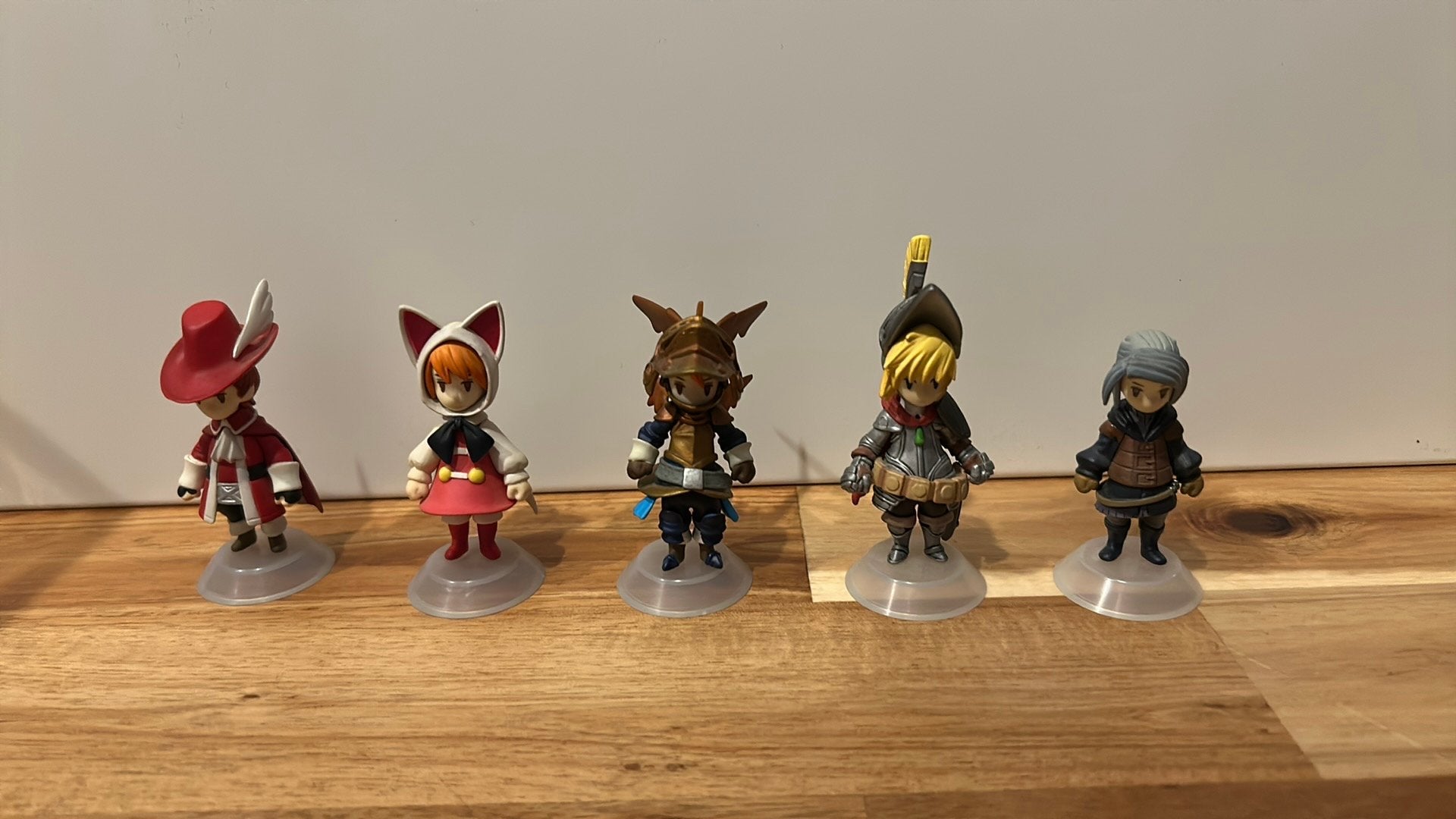 Final Fantasy III DS - Trading Arts mini figures Set 5, Ophalen of Verzenden, Zo goed als nieuw, Paard, Beeldje of Figuurtje
