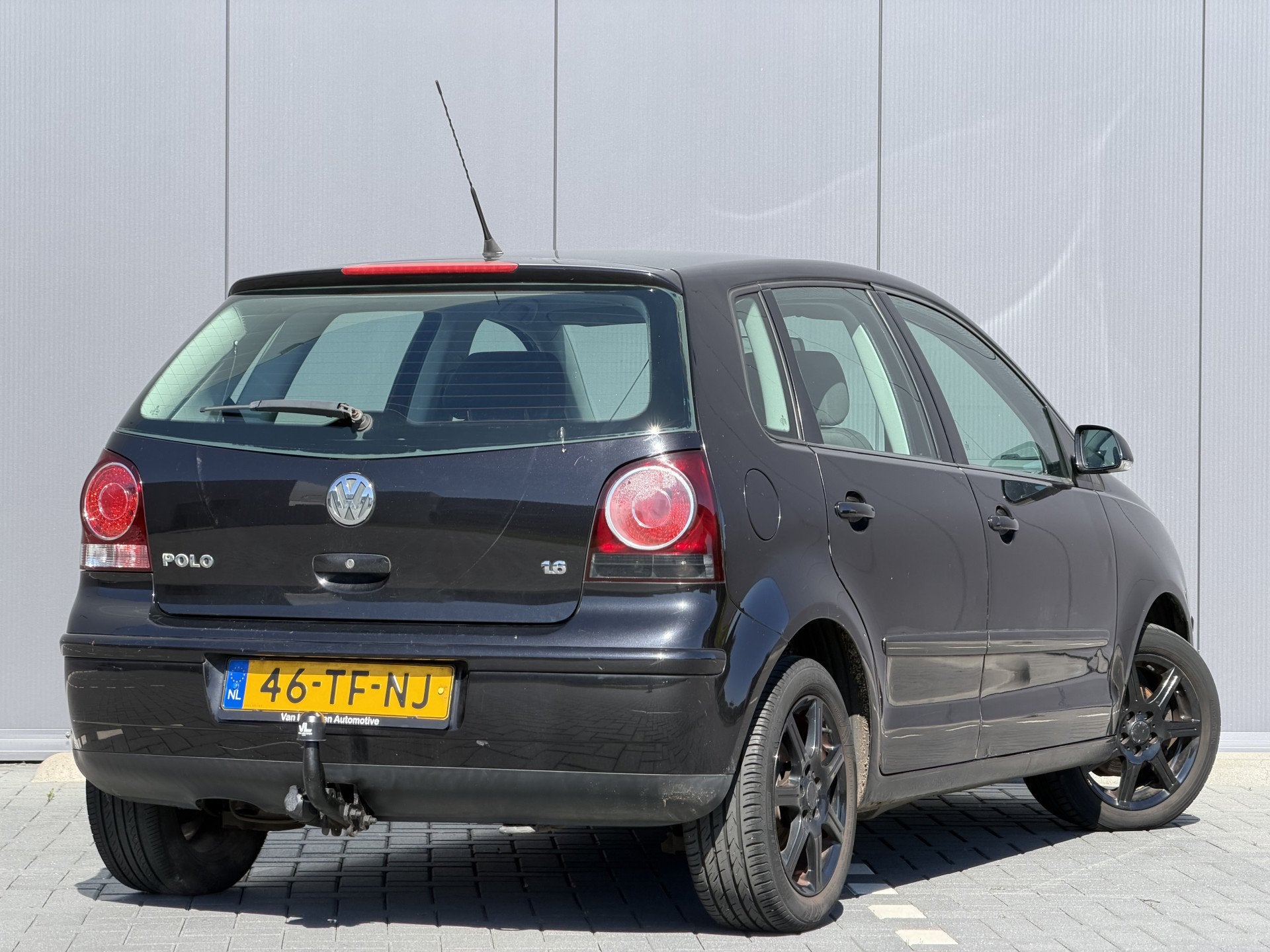 Volkswagen Polo 1.6-16V Comfortline | LEES TEKST | Airco | C, Auto's, Voorwielaandrijving, Stof, Gebruikt, Zwart