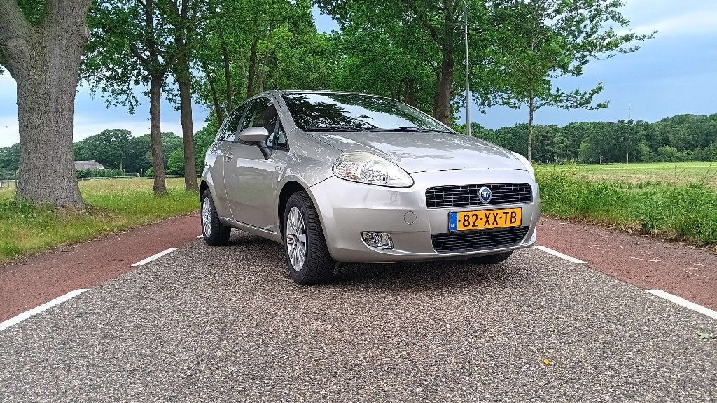 Fiat Punto 1.4 2007, Auto's, Voorwielaandrijving, Stof, 40 €/maand, 4 cilinders