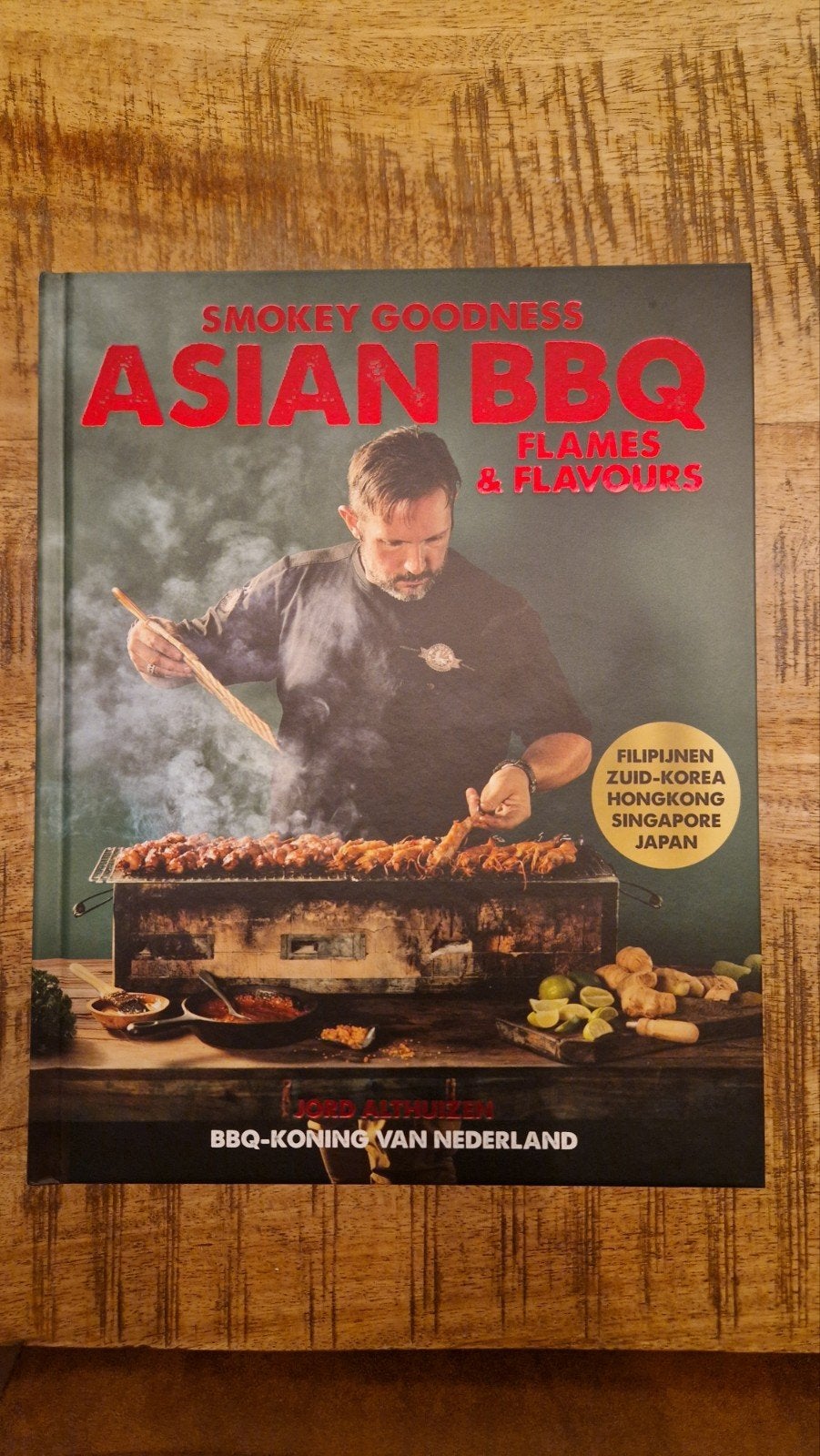 Smokey Goodness - Asian BBQ Flames & Flavours, Jord Althuizen, Azië en Oosters, Ophalen of Verzenden, Zo goed als nieuw