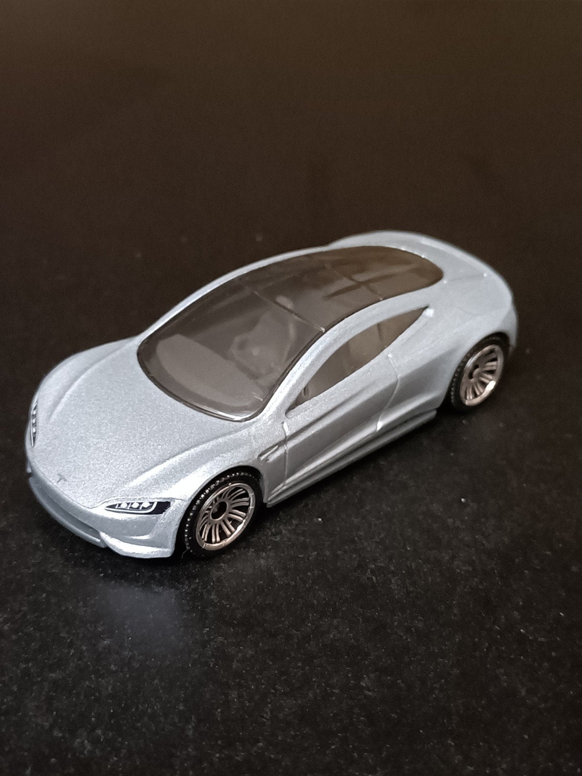 matchbox Tesla Roadster - Zilver, Hobby en Vrije tijd, Ophalen of Verzenden, Zo goed als nieuw, Overige typen