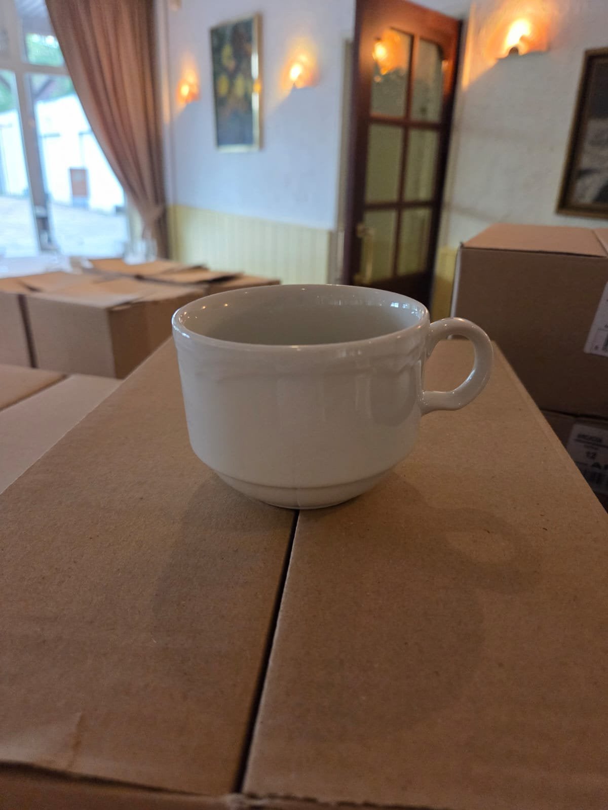 Lilien Bellevue horeca servies – 68 Cappuccino koppen 22cl, Ophalen