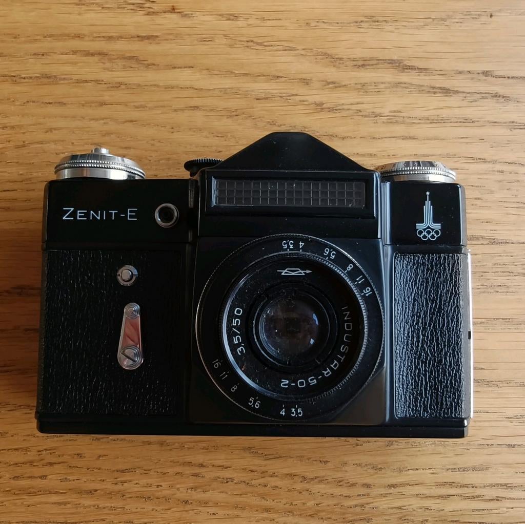 Zenit -E Olympische spelen 1980 met Industar 50mm, Ophalen of Verzenden, Spiegelreflex, Overige Merken